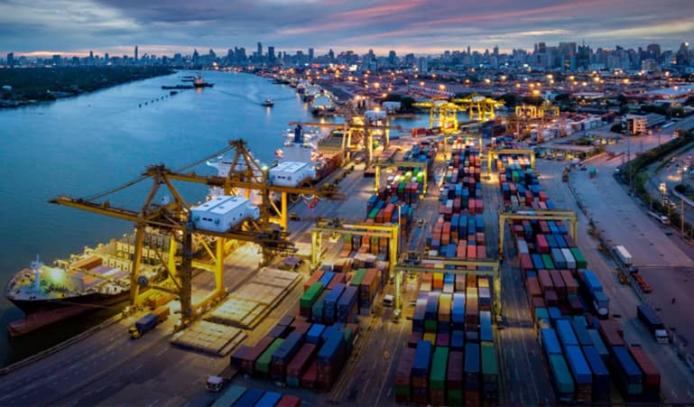 KEEPING YOUR PRODUCTS MOVING.CREATING SUPPLY CHAIN PARTNERSHIPS.
EXPLORE +