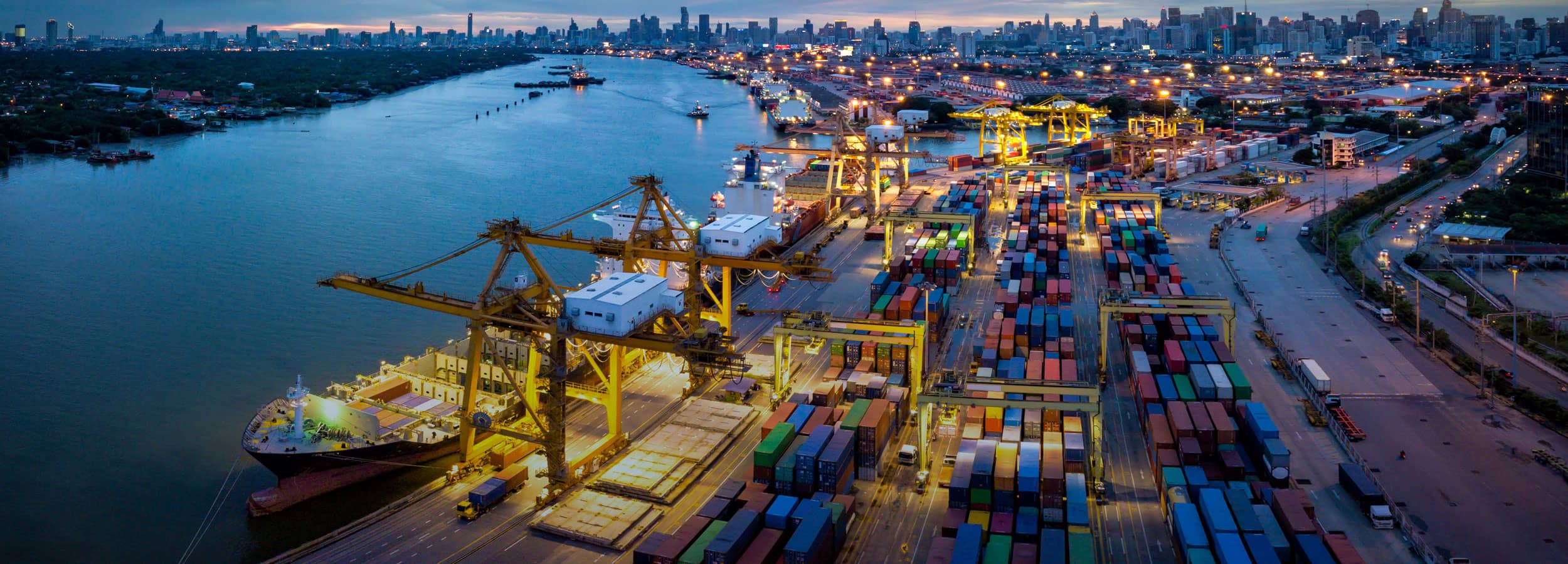 KEEPING YOUR PRODUCTS MOVING, CREATING SUPPLY CHAIN PARTNERSHIPS.
EXPLORE +